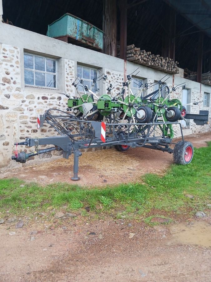 Fendt Twister 13010 T Karuzelowy przetrząsacz do siana 15 000 €