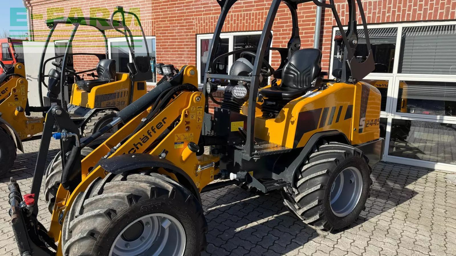 Schäffer 2445s Wheel loader €42,166