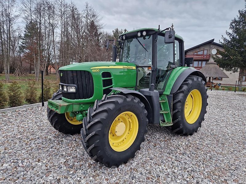 E-FARM: John Deere 6830 - Tractor - id 4AWL95R - 45.869 € - Año: 2012 - Horas: 5716,Potencia del motor: 140,Polonia
