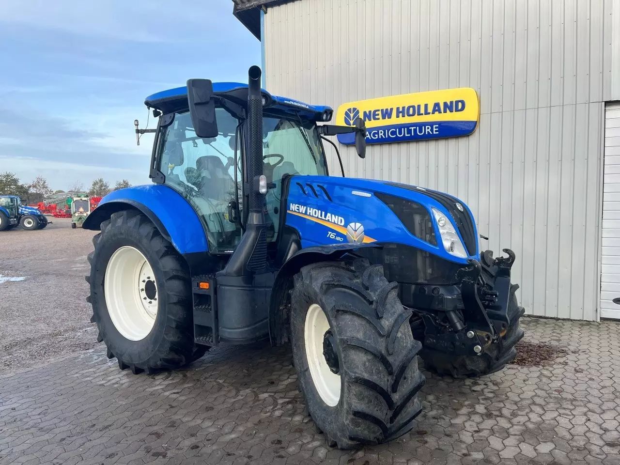 New Holland T6.180 Tractor 85.036 €