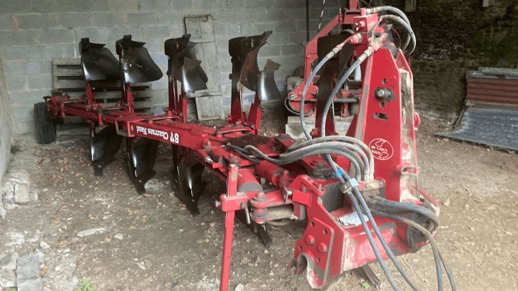 E-FARM: Naud rvx 457 - Plough - id YWJU8S6 - €5,000 - Year of construction: 1999 - France