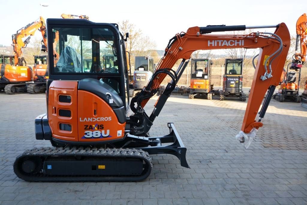 E-FARM: Hitachi ZX38U-6 - Mini excavator - id ICIYX4R - Year of