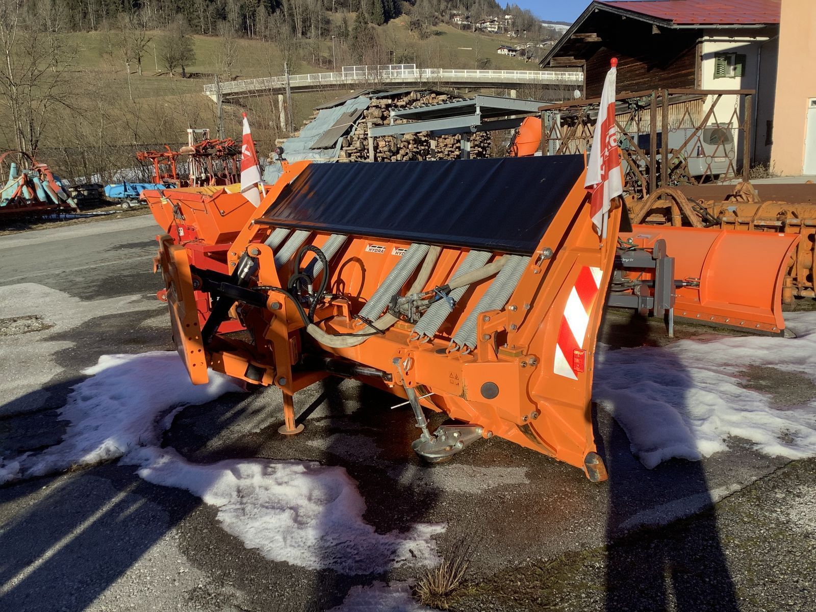 E-FARM: HYDRAC sl-lll-340 - Municipal equipment - id 1M6HMQQ - €15,500 - Year of construction: 2023 - Austria