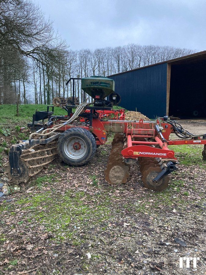 GREGOIRE BESSON eurocult Cultivateur 20 000 €