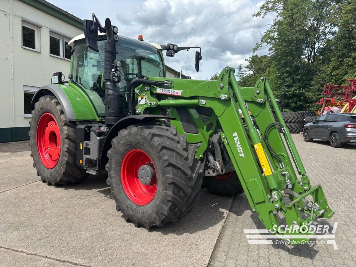 Fendt 724 Vario Traktor 147 885 €