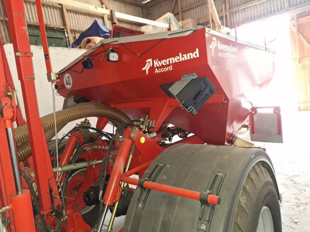 Kverneland optima hd 6m Seminatrice di precisione 18.000 €