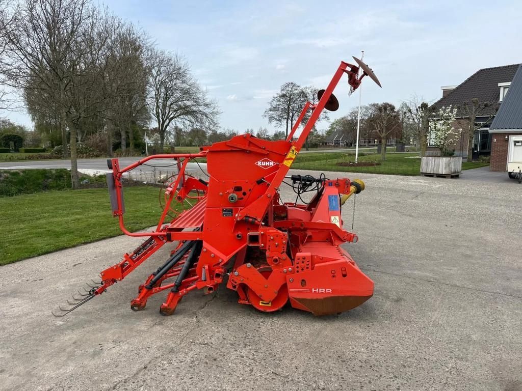 Kuhn zaaicombinatie rotorkoppegg zaaimachine tarwe nett Siewnik rzędowy/agregat uprawowo-siewny 13 500 €