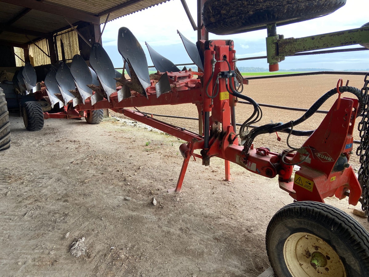 Kuhn khun manager plough €17,500