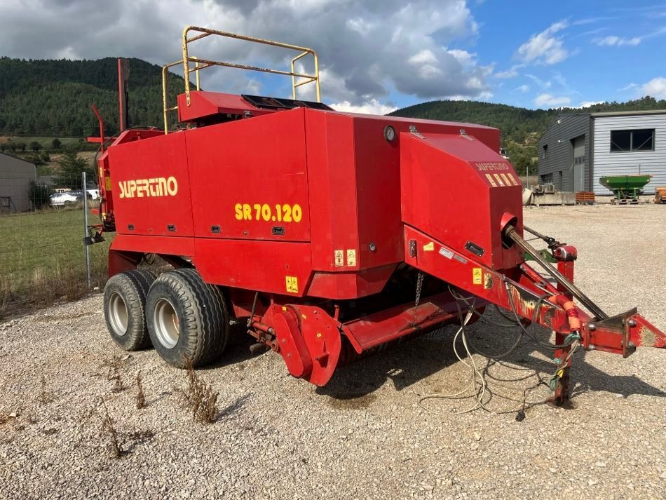 E-FARM: Supertino sr 70.120 - Presse à balles - id RH5NQAN - 29 000 € - Année: 2002 - Balles produites: 20 000,France