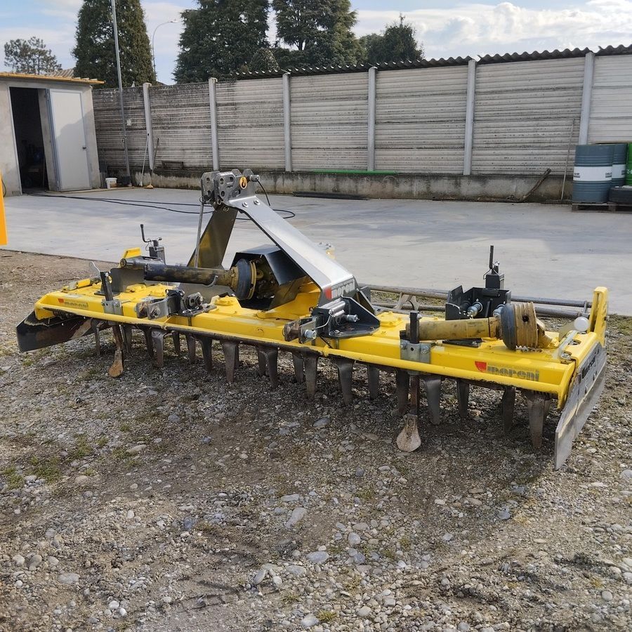 Moreni compact k 3000 cage bar Power harrow €5,000