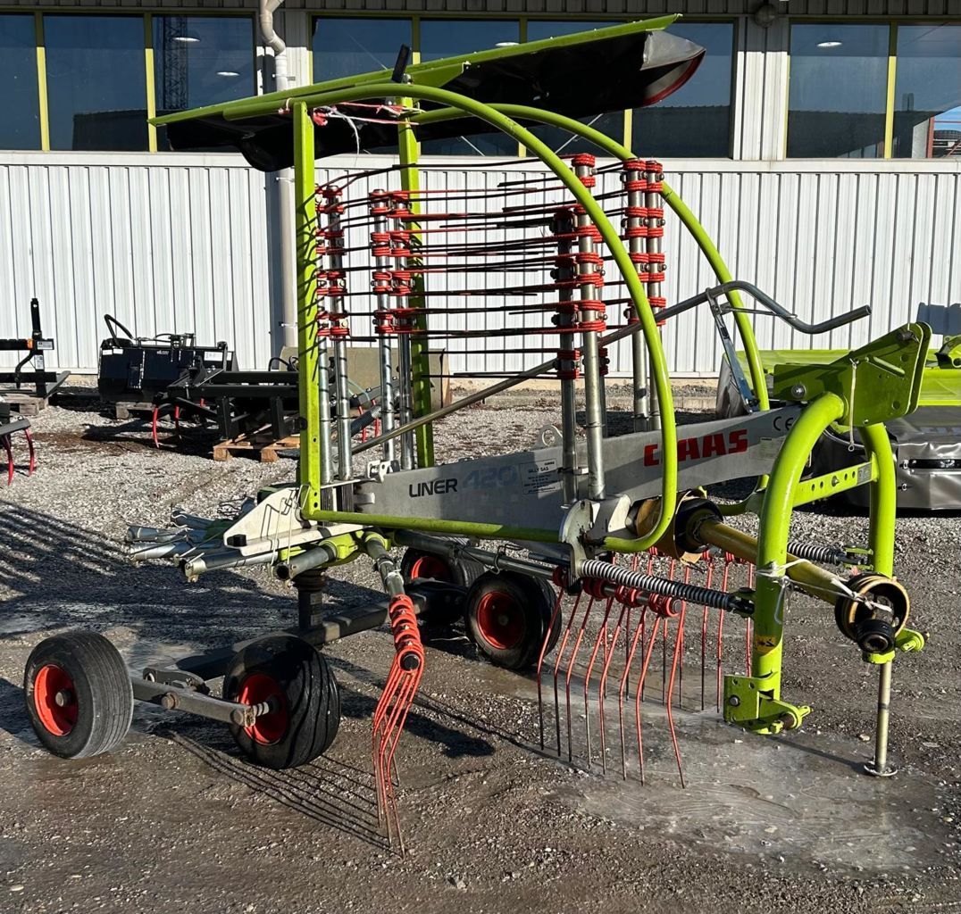 Claas Liner 420 Rendterítő 6000 EUR