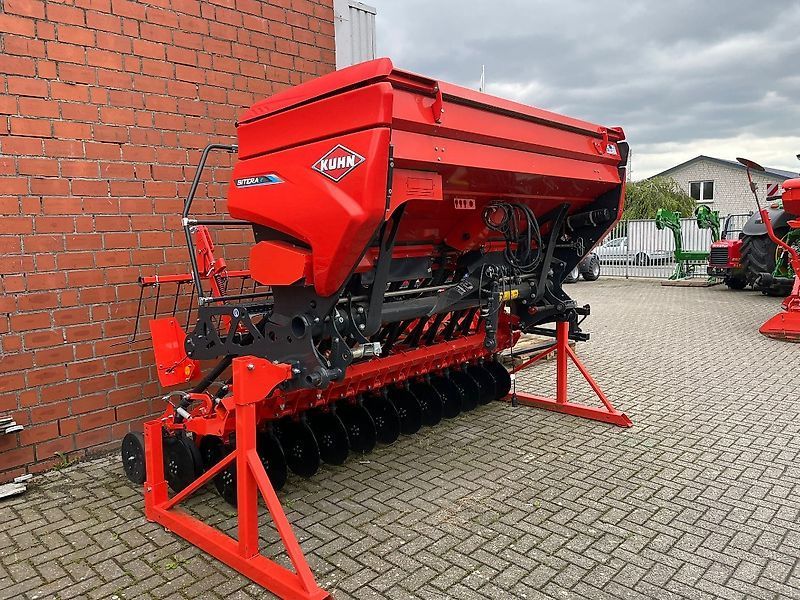 Kuhn Sitera 3030-24 E Půdní vrták 21 900 €