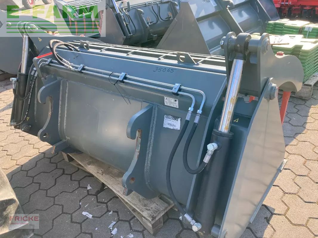 Bressel und Lade silagebeißschaufel 2000mm Příloha 3 200 €