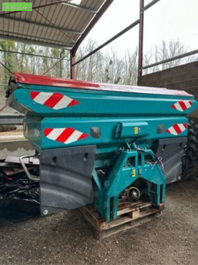 E-FARM: sulky x40+ - Fertiliser spreader - id R8FFBJT - €8,700 - Year of construction: 2017 - France