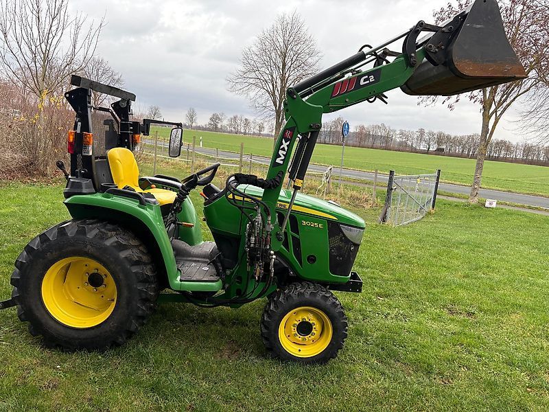 John Deere 3025 E Tractor €20,160