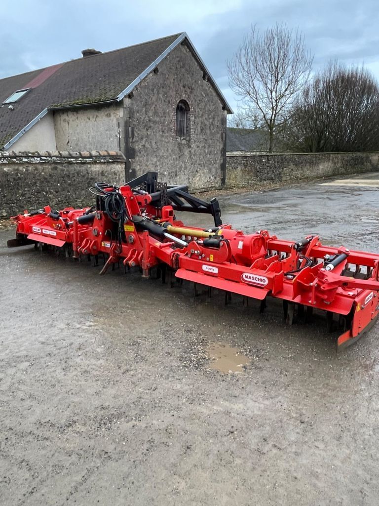 Maschio Aquila Rapido 6000 Power harrow €19,000