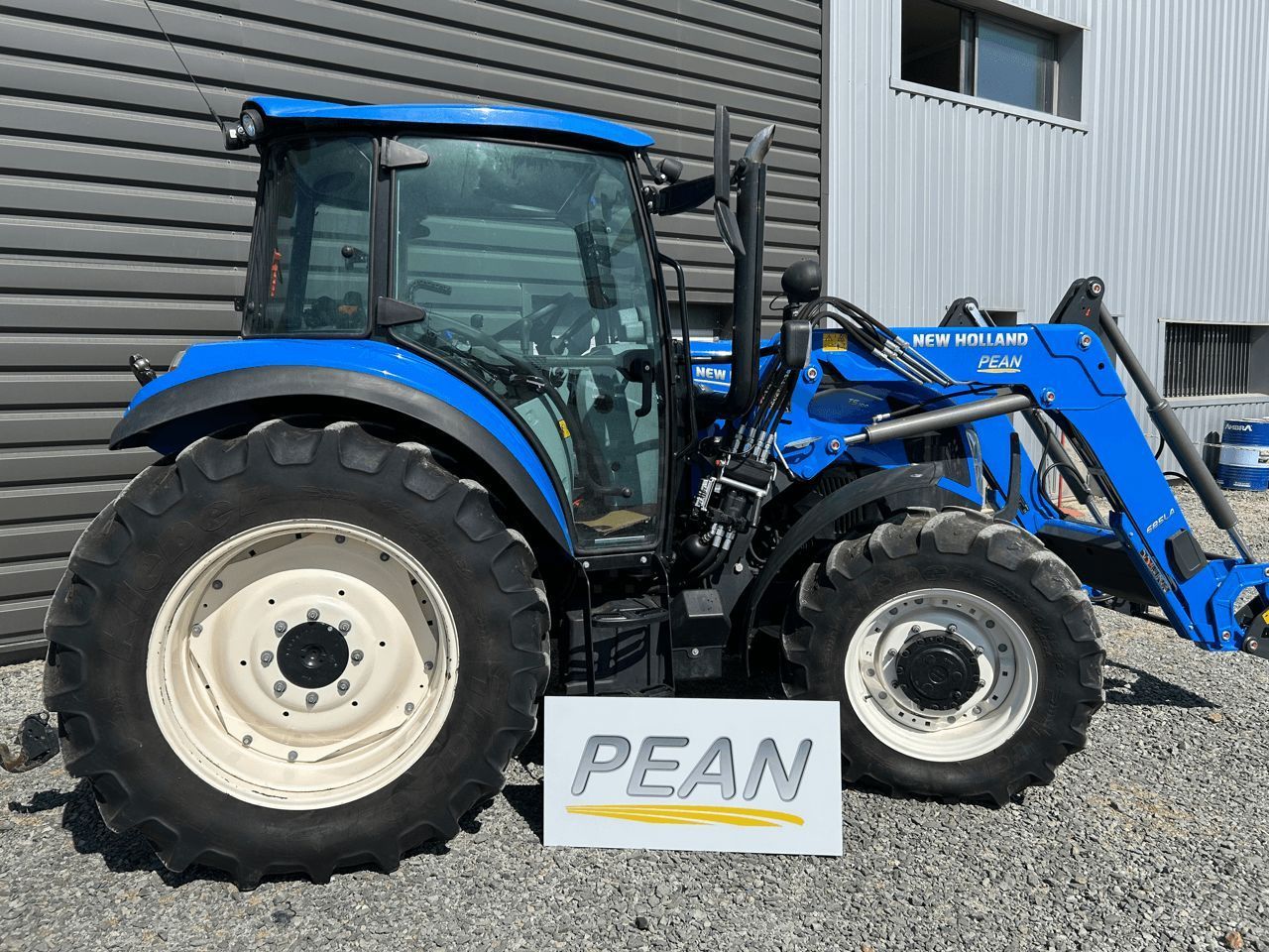New Holland T5.100 Traktor 64 000 €