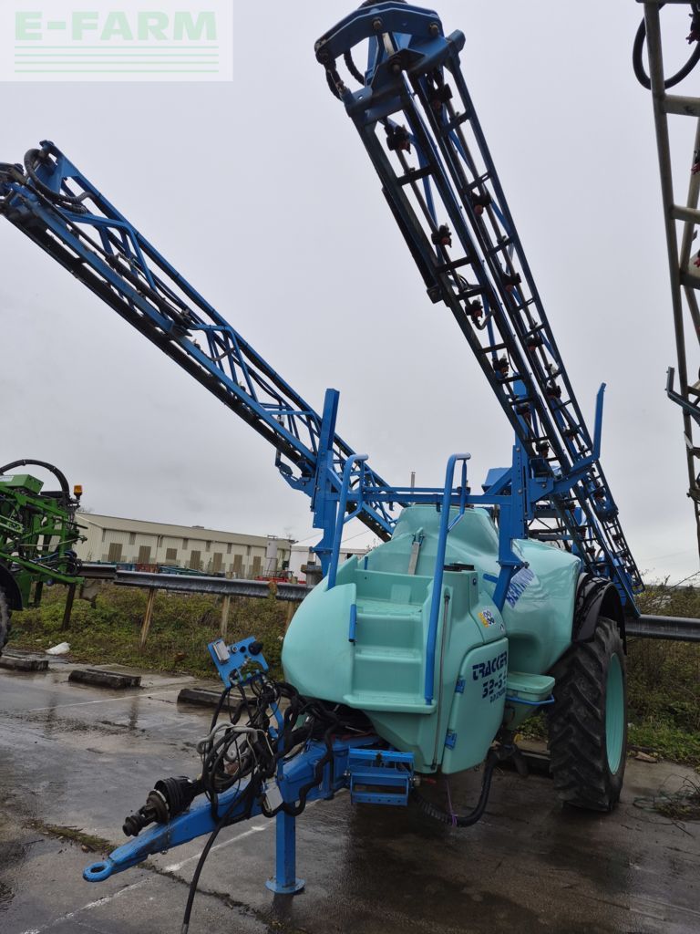 Berthoud tracker 32-34 Pulvérisateur 22 000 €