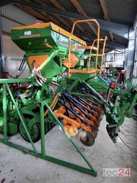 Amazone kg 3000 + ad-p 303 Drillkombination 15.200 €