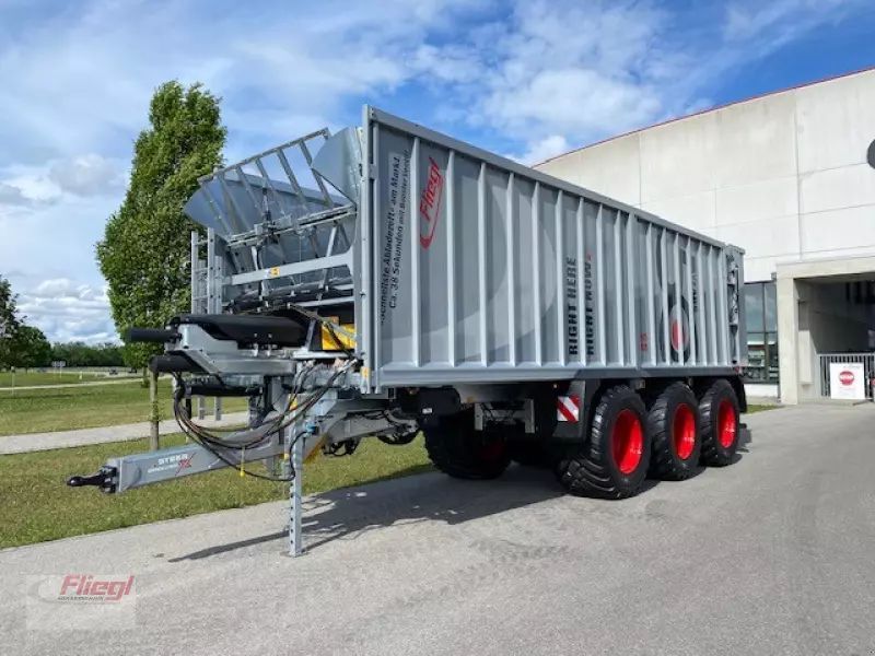 Fliegl asw 3101 taurus fox 50 jahre Forage transport