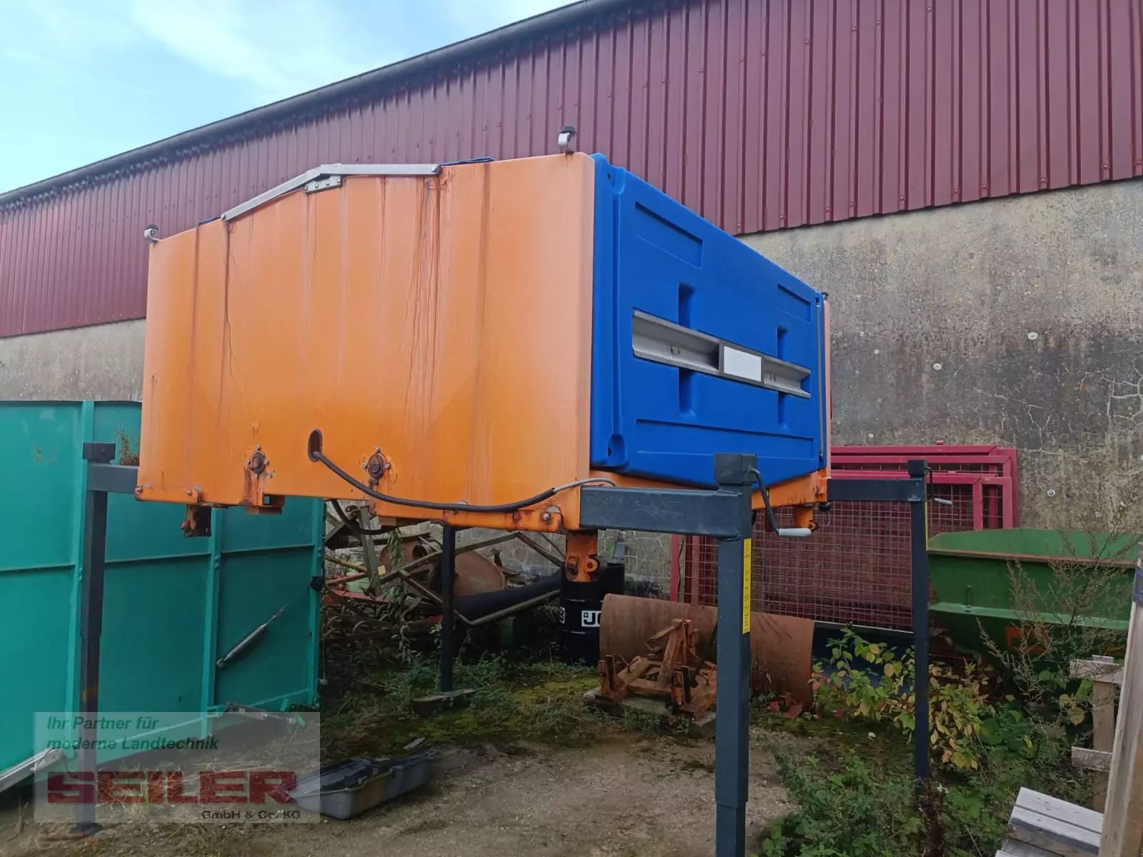 E-FARM: Gmeiner sta 4000 tc fs / gmeiner yeti 4000 w econ streuautomat - Siloentnahmegerät - id SWMISBU - 9.034 € - Baujahr: 2011 - Deutschland