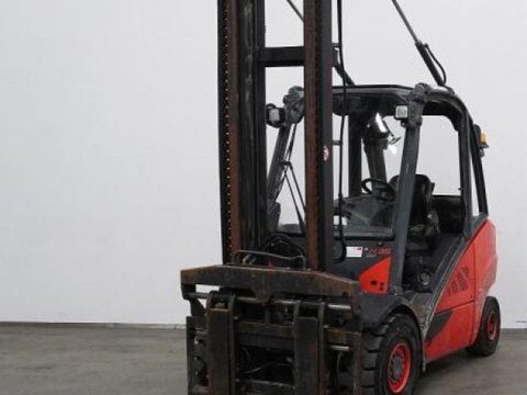 E-FARM: Linde h 35 d (3a) evo 393-02 - Carretilla elevadora - id VEWDFXR - 13.950 € - Año: 2014 - Horas: 9376,Alemania