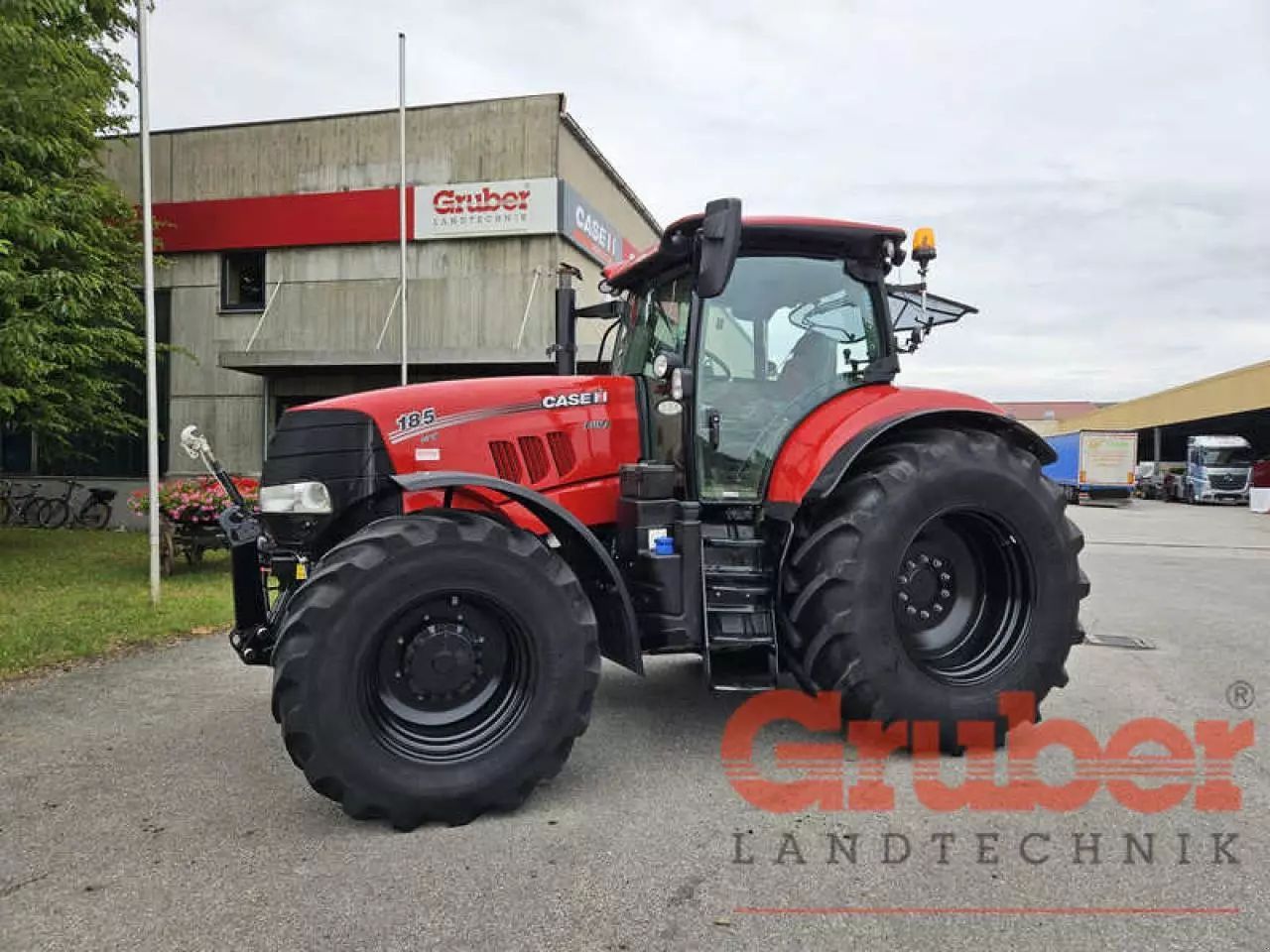 Case IH Puma 185 CVX Traktor 115.870 €