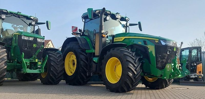 John Deere 8R 340 Tractor 259.000 EUR