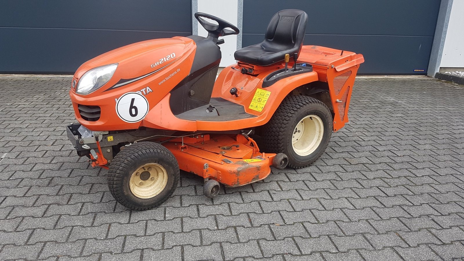 Kubota gr2120 allrad lawn_mower €6,500