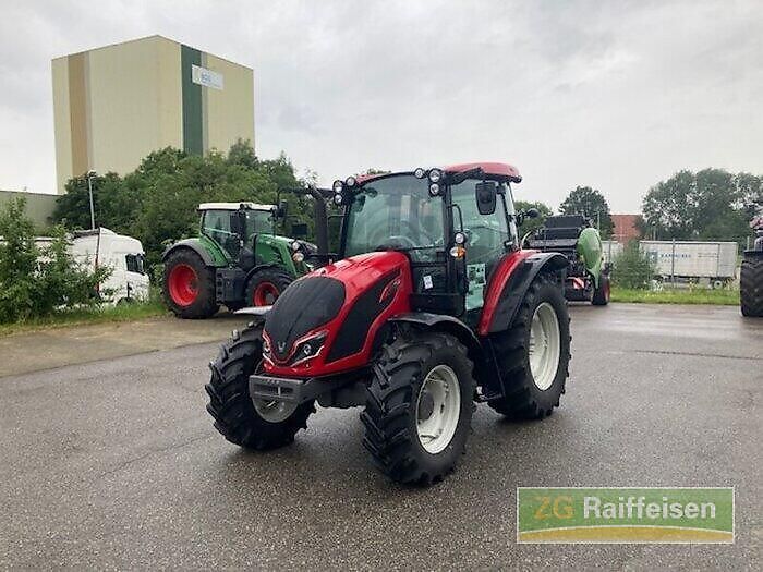 Valtra A 85 Tractor €43,500