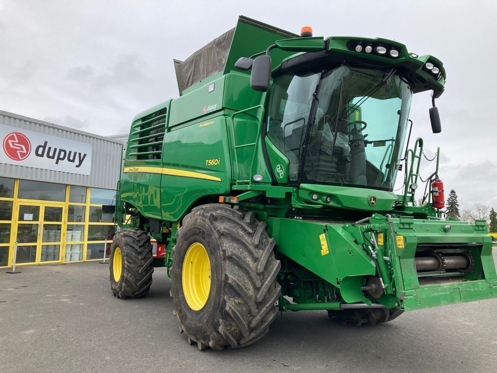 E-FARM: John Deere T 560 HM - Cosechadora - id 9P5INSH - 210.000 € - Año: 2020 - Horas: 1130,Francia
