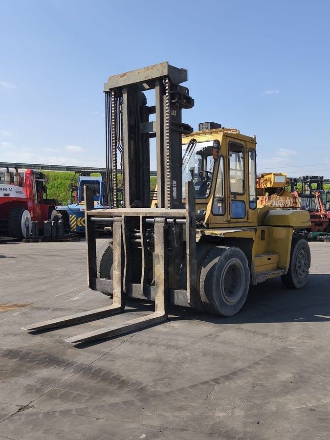 Caterpillar dp135 Viličar