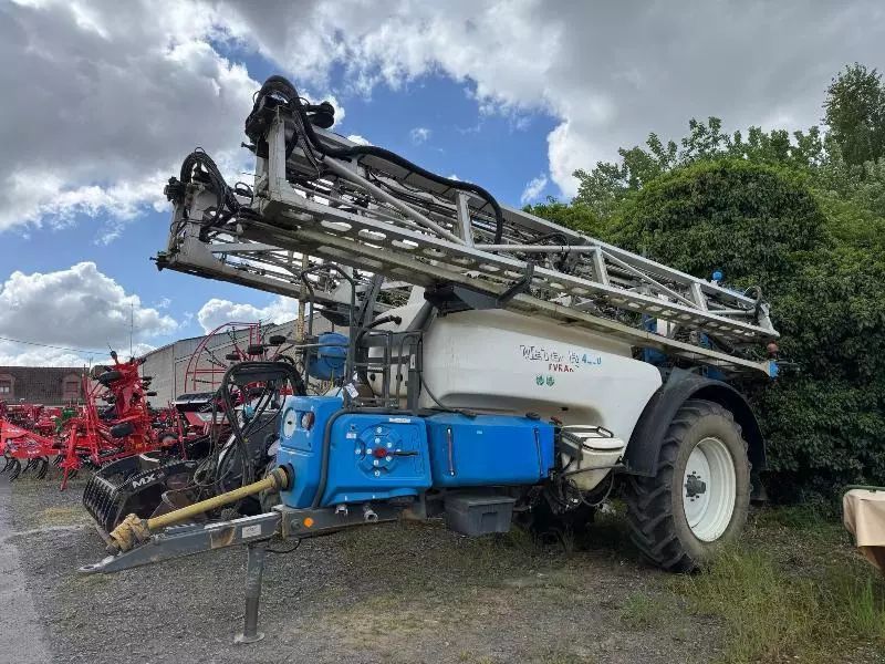 E-FARM: Evrard meteor 4200 - Pulvérisateur - id 3Z4NDGA - 30 000 € - Année: 2011 - France