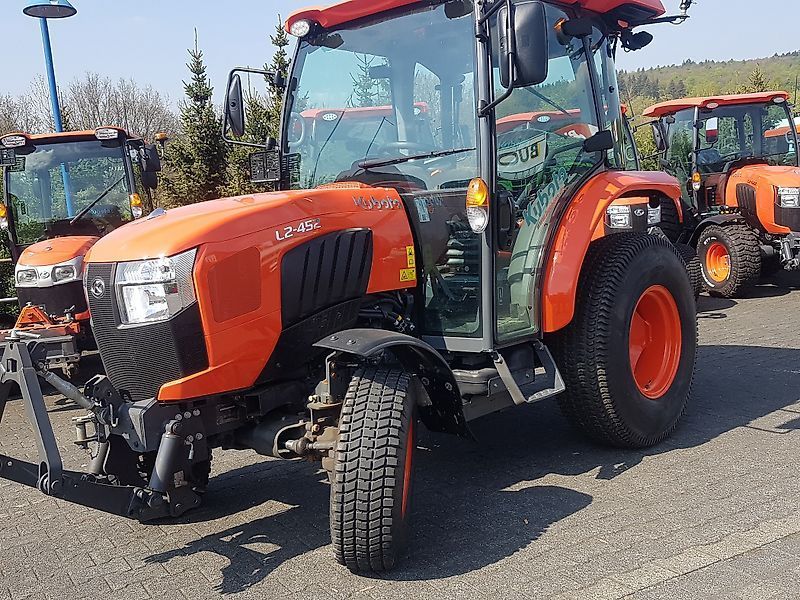 E-FARM: Kubota l2-452 dc - Tractor - id DM4AIXK - 38.900 € - Año: 2023 - Horas: 1,Potencia del motor: 45,Alemania