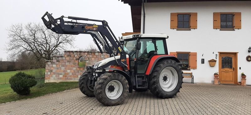 Steyr 9100 M tractor €32,936