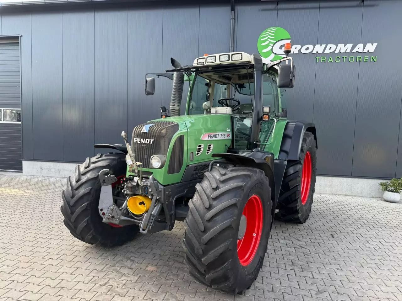 Fendt 716 Vario Tractor €47,500