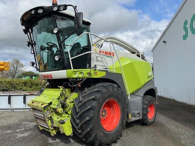 E-FARM: Claas Jaguar 850 - Sieczkarnia samobieżna - id 3YDZ74X - 158 000 € - Rok produkcji: 2017 - Motogodziny: 2 420,Francja