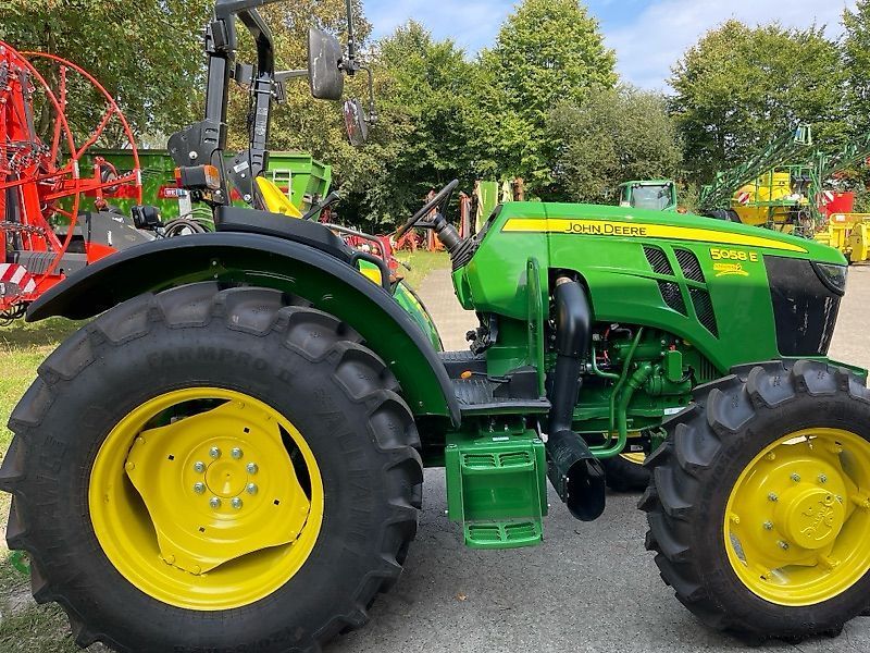 E-FARM: John Deere 5058 E - Tractor - id GHUNQVA - €31,500 E-FARM: John Deere 5058 E - Tractor - id GHUNQVA - €31,500