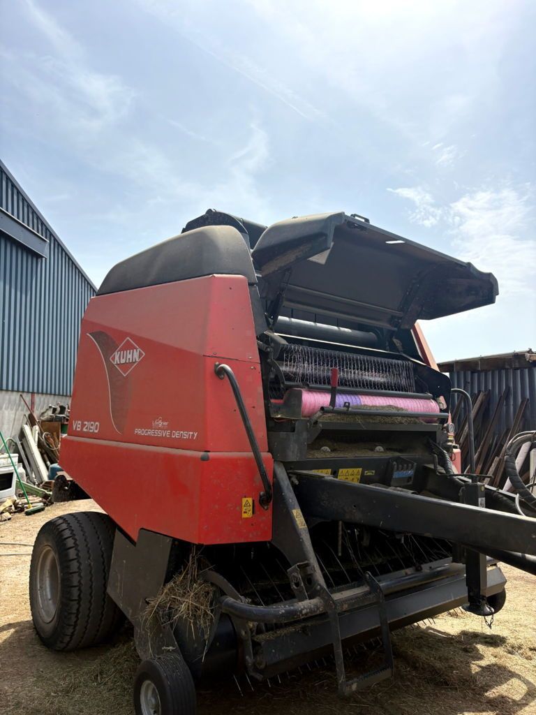 Kuhn VB 2190 Baler €13,500