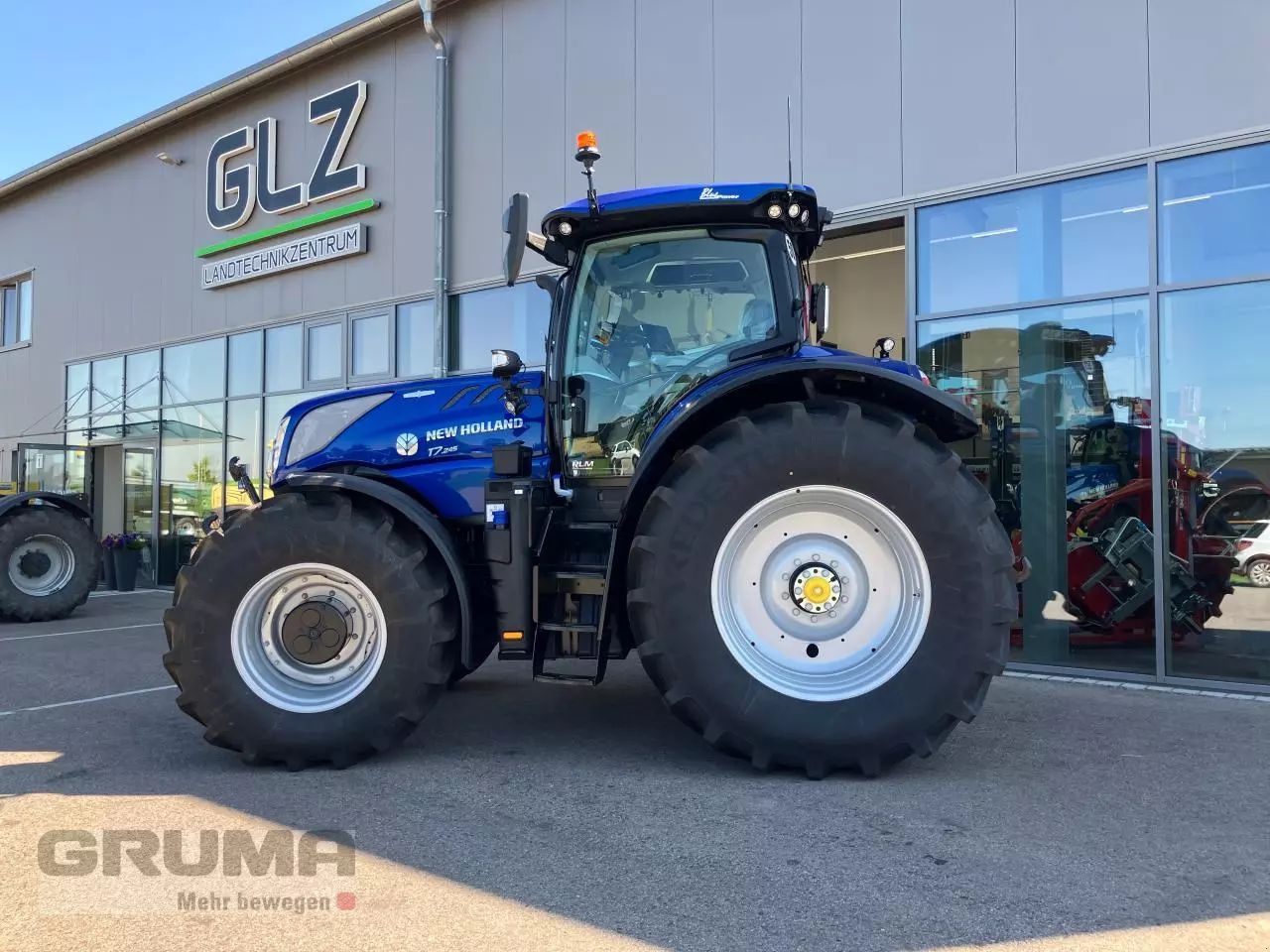 E-FARM: New Holland T7.245 - Tractor - id AEYBULD - Año: 2025 - Horas: 5,Potencia del motor: 245,Alemania