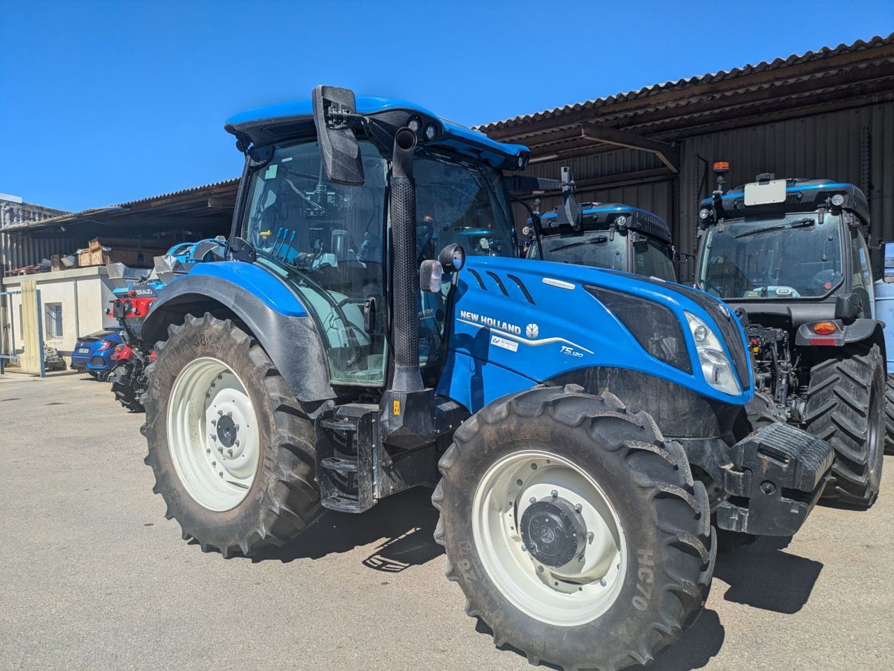 New Holland T5.120 Tractor €64,900
