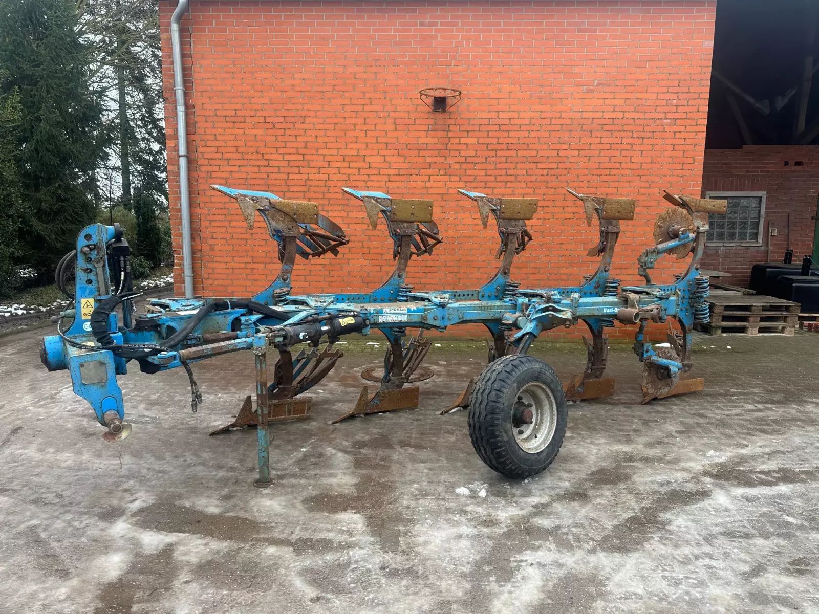 Lemken variopal 140 x Pług 5500 €