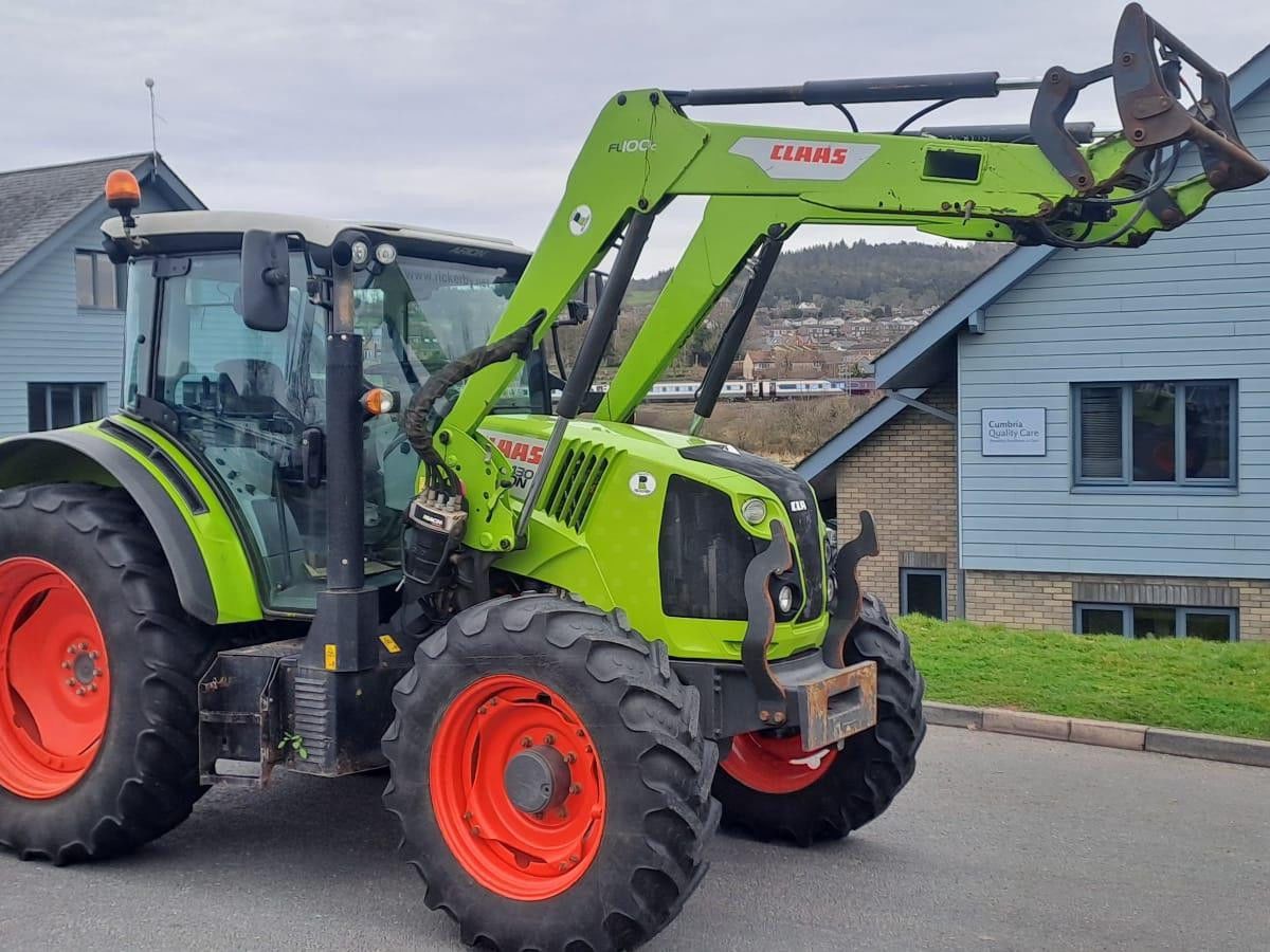 Claas Arion 430 Tractor €50,428