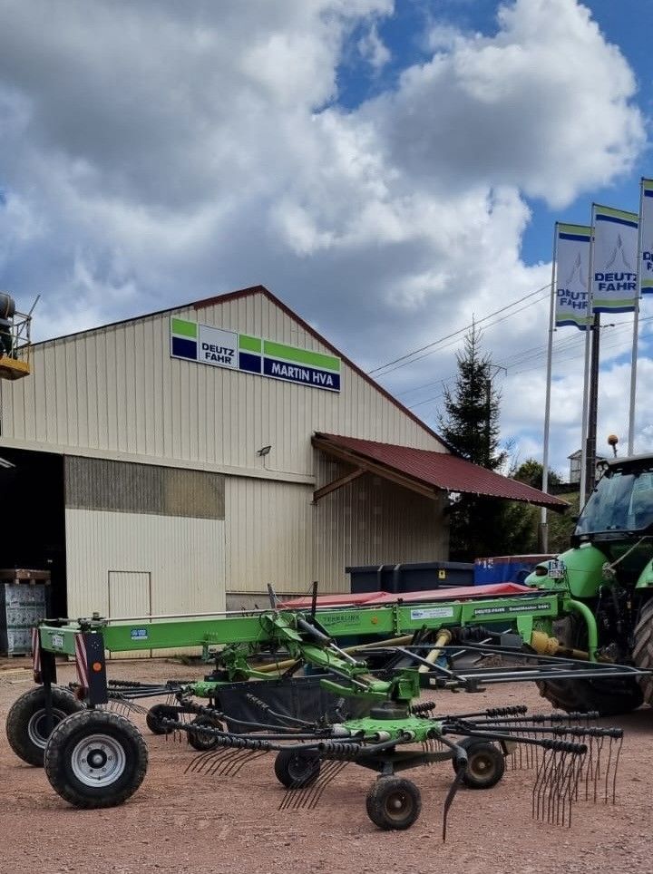 E-FARM: Deutz-Fahr swatmaster 8441 - Tedder - id KBC6NJ4 - €9,800 - Year of construction: 2009 - France