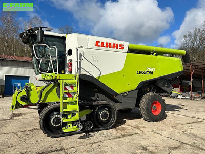 E-FARM: Claas Lexion 750 TerraTrac - Combine harvester - id SQAS1XZ - €180,000 - Year of construction: 2015 - Engine hours: 1,450,Engine power (HP): 449,Germany