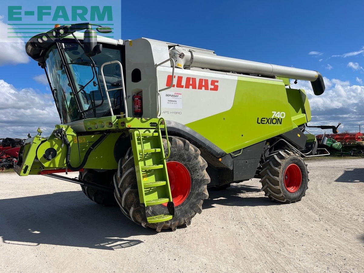 Claas Lexion 740 Kombajn zbożowy