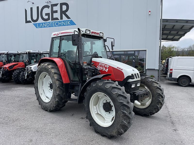 E-FARM: Steyr M 9094 Komfort - Tractor - id APYQRXE - €26,372 - Year of construction: 2002 - Engine hours: 5,849,Engine power (HP): 94,Austria