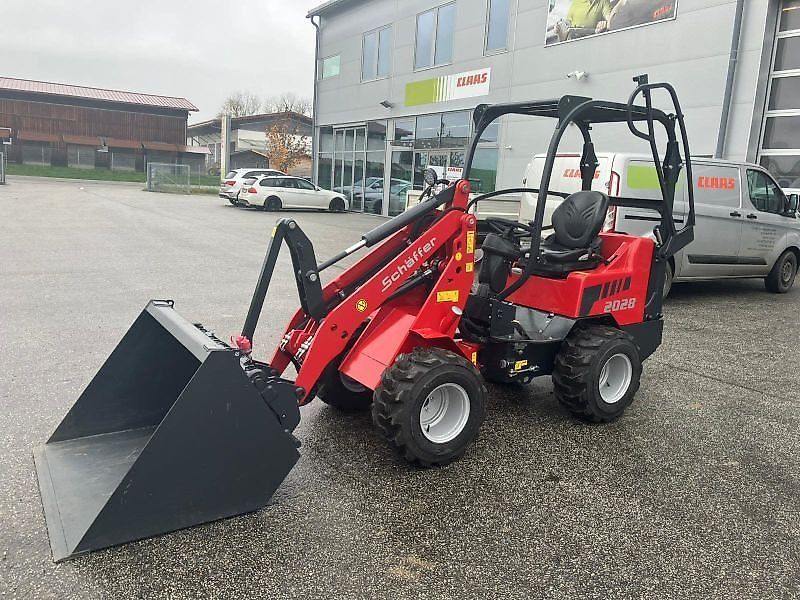 E-FARM: Schäffer 2028 - Chargeuse compacte - id DX8TLGM - 26 900 € - Année: 2021 - Allemagne