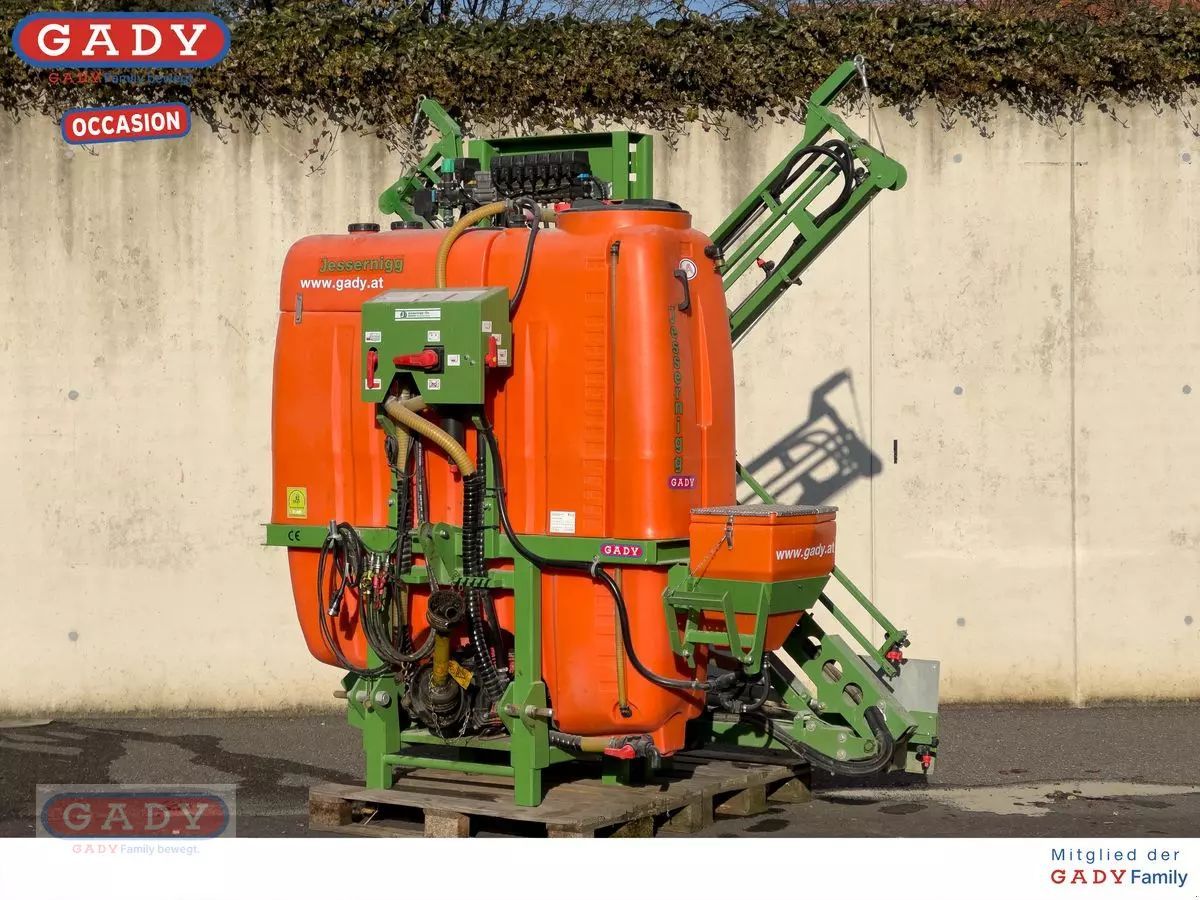 E-FARM: Jessernigg evolution feldspritze - Pflanzenschutzspritze - id BET29XT - 14.158 € - Baujahr: 2016 - Österreich