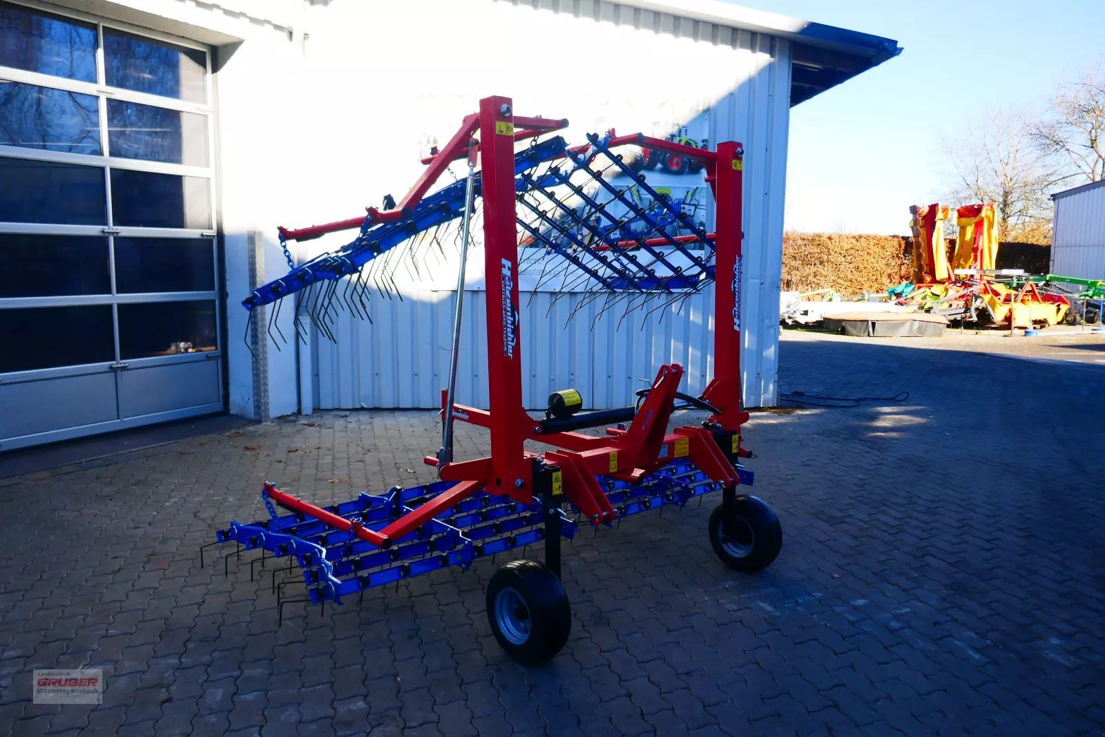 E-FARM: Hatzenbichler 6m originalstriegel - Mechanical weed control - id RZXPQGN - €5,450 - Year of construction: 2023 - Germany